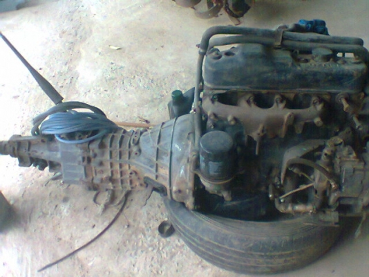 เครื่องฝาทองพร้อมเกียร์ แต่เอาฝาดำมาใส่