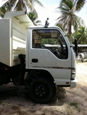 รถบรรทุก 6 ล้อดั๊มพ์ ยี่ห้อ ISUZU รุ่น NQR