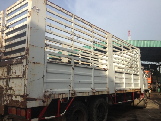 ขาย สิบล้อ ISUZU กระบะคอก 7 เมตร ขาย สิบล้อ ISUZU กระบะคอก 7 เมตร