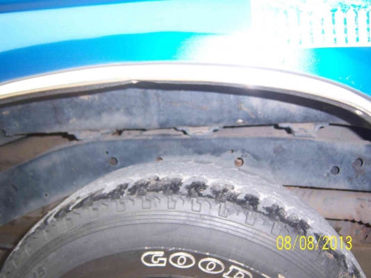 น้องฝากขาย nissan big-m แวน  เครื่องดีครับใช้งานทุกวัน(ด่วนครับ)