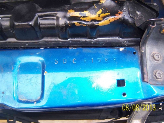 น้องฝากขาย nissan big-m แวน  เครื่องดีครับใช้งานทุกวัน(ด่วนครับ)