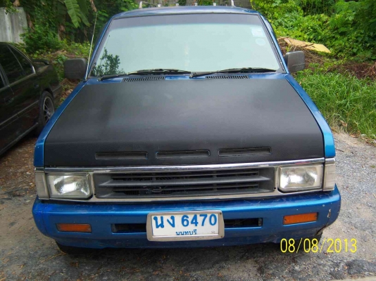 น้องฝากขาย nissan big-m แวน  เครื่องดีครับใช้งานทุกวัน(ด่วนครับ)