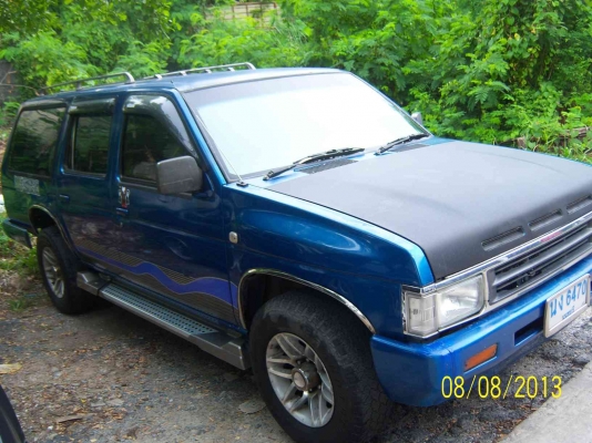 น้องฝากขาย nissan big-m แวน  เครื่องดีครับใช้งานทุกวัน(ด่วนครับ)