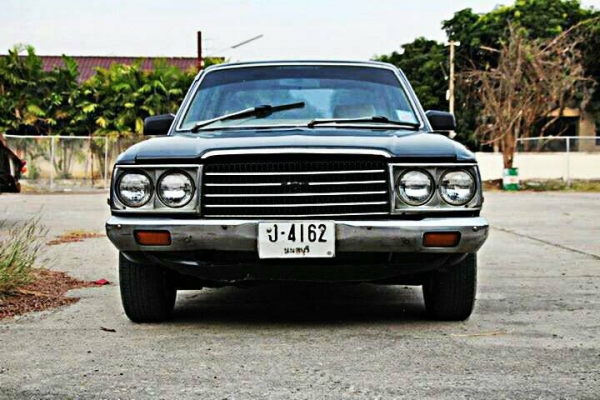 ขายรถเก๋งราคามอไซค์ toyota RT100 เล่มทะเบียนครบพร้อมโอน