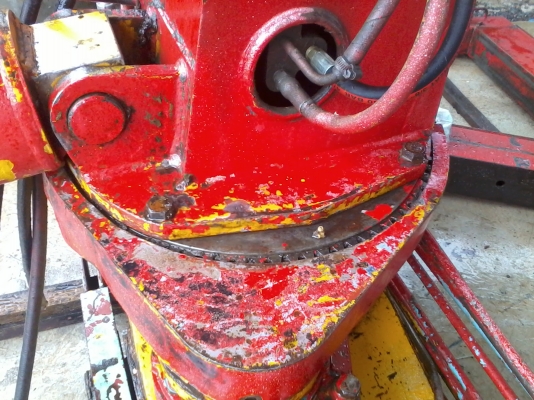 ขายเครน4.5ตัน TADANO ท้องวี 4ปอก3ชัก ลวดสลิงใหม่ สภาพใช้งานได้ครับ