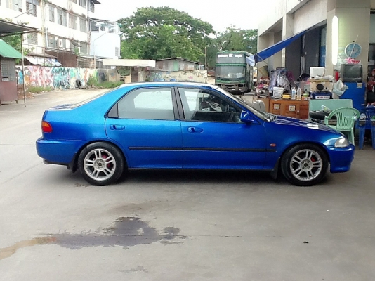 ขายรถสวย สภาพพร้อมใช้งาน ประหยัดด้วย