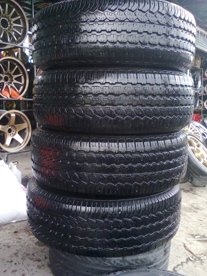 ขายยาง 265 60 18 BF ปี11ชุดละ6800