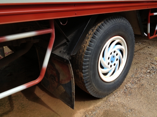 ขาย FF3H ตู้แห้ง เครื่อง H07D 195แรง ตู้แห้ง รถสวยมากๆ ตามรูป ขาย FF3H ตู้แห้ง เครื่อง H07D 195แรง ตู้แห้ง รถสวยมากๆ ตามรูป