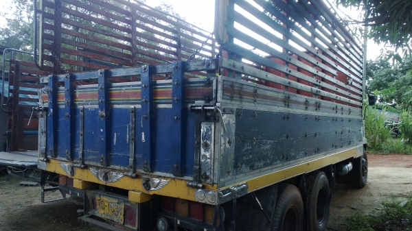 10ล้อเพลาเดียวFN515M-TA0366 เครื่อง6D14 สวย...