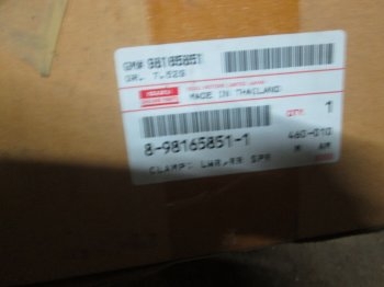 ขาย เบ้ายึดโช็คหลัง LH ใส่ DMAX all new ตัวสูง