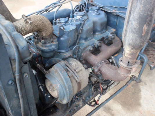 ขายรถไถคูโบต้า L2000 พร้อมตัดหญ้า 1.00 เมตร ถูกๆชัวร์(ลำพูน)