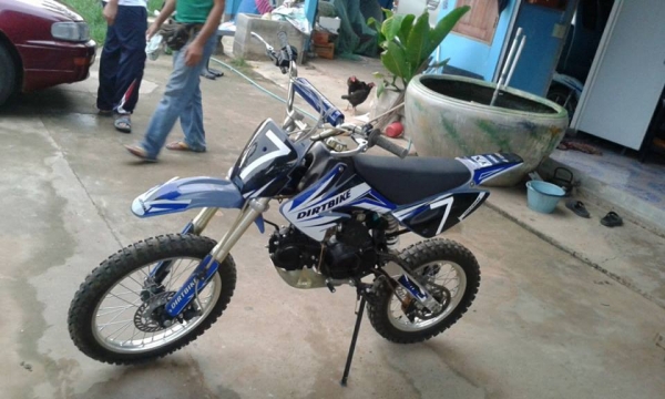 ขายวิบาก 125 cc สภาพใหม่มาก 2200 ขายวิบาก 125 cc สภาพใหม่มาก 2200