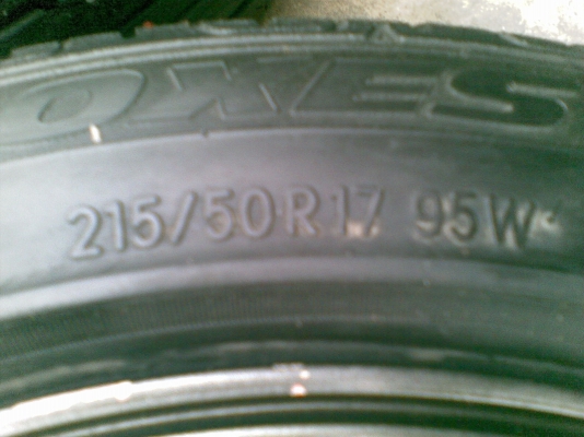 แม็ก RS  ขอบ 17 หน้า 8 ครึ่ง หลัง 9 ครึ่ง