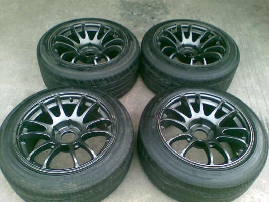 แม็ก RS  ขอบ 17 หน้า 8 ครึ่ง หลัง 9 ครึ่ง