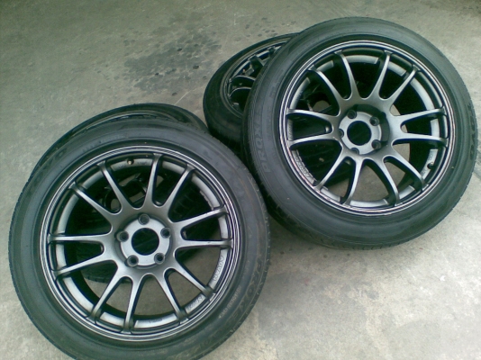 แม็ก RS  ขอบ 17 หน้า 8 ครึ่ง หลัง 9 ครึ่ง