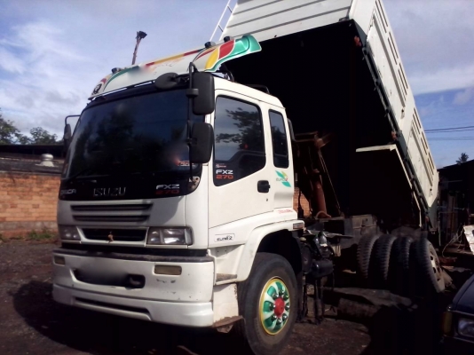 รถอีซูซุ 10 ล้อดั้ม FXZ 270 แรงม้า ปี 50  สนใจติดต่อ 081 - 6079515