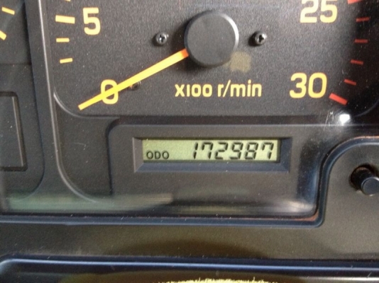 รถอีซูซุ 10 ล้อดั้ม FXZ 270 แรงม้า ปี 50  สนใจติดต่อ 081 - 6079515