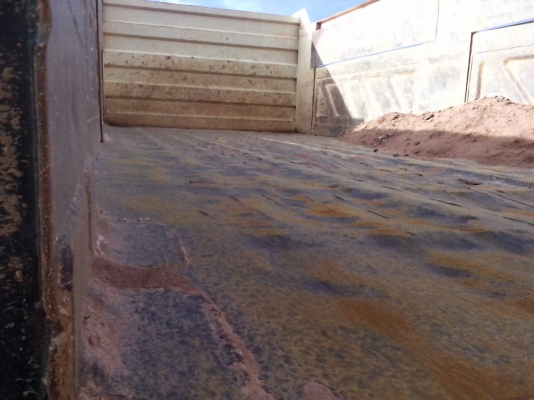 รถอีซูซุ 10 ล้อดั้ม FXZ 270 แรงม้า ปี 50  สนใจติดต่อ 081 - 6079515