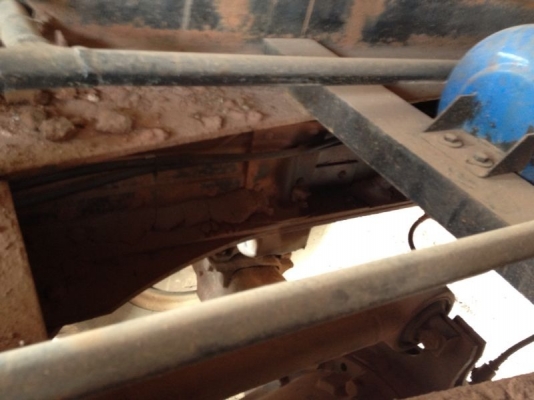 รถอีซูซุ 10 ล้อดั้ม FXZ 270 แรงม้า ปี 50  สนใจติดต่อ 081 - 6079515