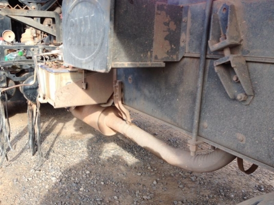 รถอีซูซุ 10 ล้อดั้ม FXZ 270 แรงม้า ปี 50  สนใจติดต่อ 081 - 6079515