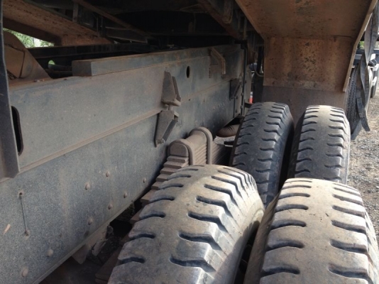 รถอีซูซุ 10 ล้อดั้ม FXZ 270 แรงม้า ปี 50  สนใจติดต่อ 081 - 6079515