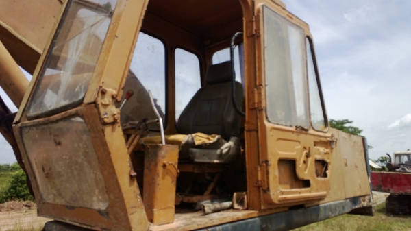 PC200-2 รถเดิมๆ เครื่อง ปั้ม เดิม รถทำงานอยู่... PC200-2 รถเดิมๆ เครื่อง ปั้ม เดิม รถทำงานอยู่...