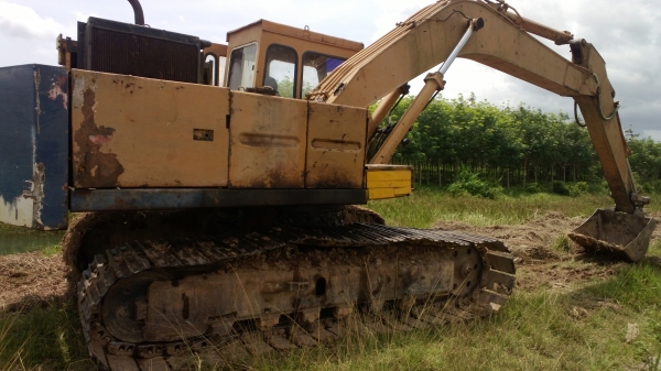 PC200-2 รถเดิมๆ เครื่อง ปั้ม เดิม รถทำงานอยู่...