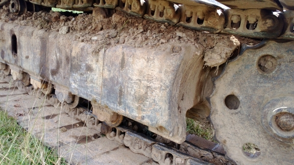 PC200-2 รถเดิมๆ เครื่อง ปั้ม เดิม รถทำงานอยู่... PC200-2 รถเดิมๆ เครื่อง ปั้ม เดิม รถทำงานอยู่...