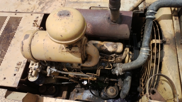 PC200-2 รถเดิมๆ เครื่อง ปั้ม เดิม รถทำงานอยู่... PC200-2 รถเดิมๆ เครื่อง ปั้ม เดิม รถทำงานอยู่...