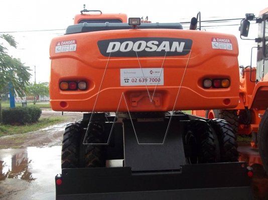 ขาย รถแม็คโคล้อยาง DOOSAN DX140W ( รถใหม่ ไฟแนนท์ผ่านรับรถได้เลย! ) ขาย รถแม็คโคล้อยาง DOOSAN DX140W ( รถใหม่ ไฟแนนท์ผ่านรับรถได้เลย! )
