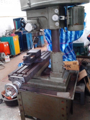 ขายเครื่องเจาะมิลลิ่งด่วน