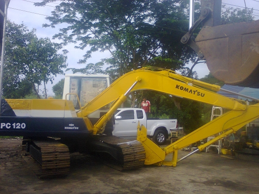 ขาย KOMATSU PC120-3 สภาพพร้อมใช้  ราคาลดเหลือ 460,000.-บาท ขายด่วน