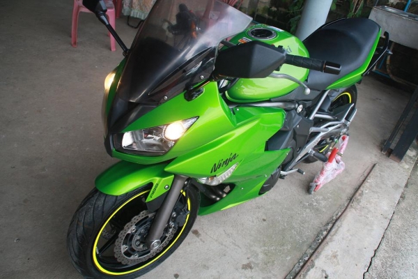ขาย Ninja 650 สีเขียว ABS ปี 2010 สภาพสวย ทะเบียน ลดราคา 169000 ขาย Ninja 650 สีเขียว ABS ปี 2010 สภาพสวย ทะเบียน ลดราคา 169000