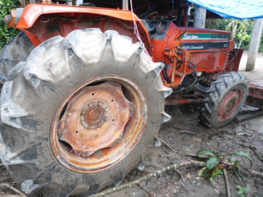 ขายรถไถคูโบต้า 435 แรงม้า 4 WD อุปกรณ์ 3 ชิ้น