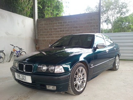 ขาย BMW 318 i AT ปี 1996 เกียร์ออโต้ สีเขียว