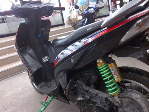 ขาย honda คลิก สภาพเดิมๆๆพร้อมใช้ราคาถูกๆๆ 9999 บาทเข้ามาดูกันก่อน
