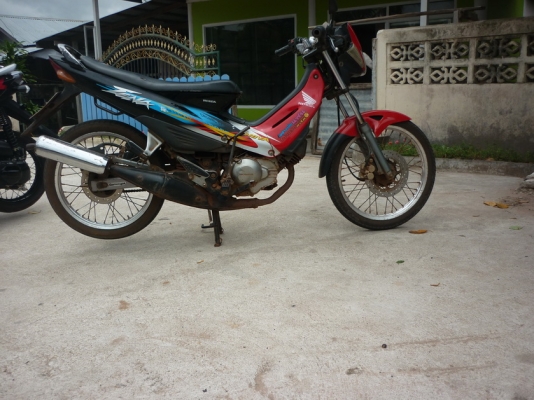 ขาย ฮอนด้า เทน่านิว ปี44 ุ6500 บาท ขาย ฮอนด้า เทน่านิว ปี44 ุ6500 บาท