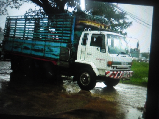 ขายรถ 10 ล้อเพลาเดียว ISUZU ROCKY 195 นางฟ้าแท้เครื่องดีคัสซีสวยทะเบียนเต็ม