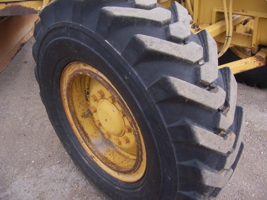 CATERPILLAR  140 G  SN  72V13251