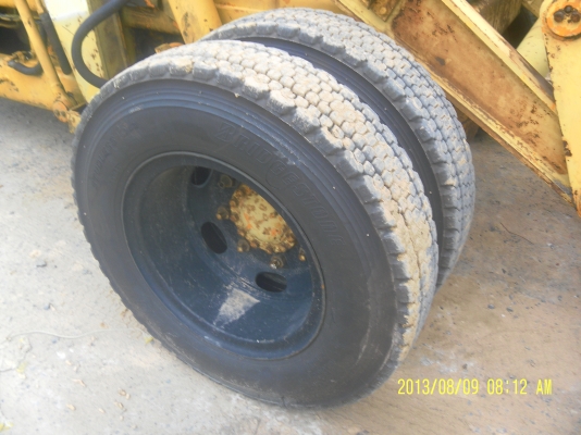 ขายรถตักโคมัสสุSD20-5เก่านอกพร้อมใช้ราคาถูก290000โทร0816426706