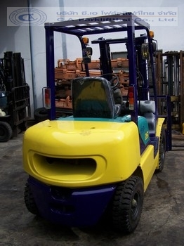 ขาย รถโฟล์คลิฟท์ KOMATSU รุ่น FD25C-12