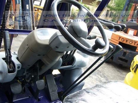 ขาย รถโฟล์คลิฟท์ KOMATSU รุ่น FD25C-12