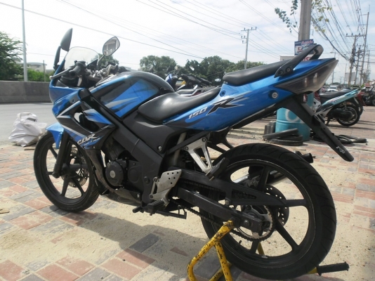 cbr150ปี52ใมล์เหลืองรถสภาพสวยมากเครื่องดีภาษีไม่ขาด