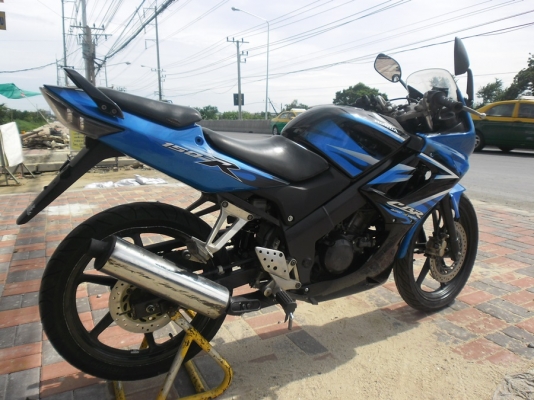 cbr150ปี52ใมล์เหลืองรถสภาพสวยมากเครื่องดีภาษีไม่ขาด