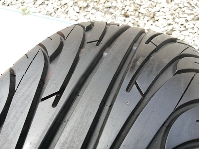 ขายยาง205/45/16 ปี 10 DEESTONE 1 คู่ ราคา : 1,900.00 บาท ขายยาง205/45/16 ปี 10 DEESTONE 1 คู่ ราคา : 1,900.00 บาท