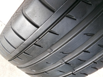 ขายยาง245/40/18 ปี 4310 CONTI 1 คู่  ราคา :  3,500.00  บาท