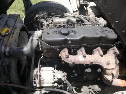 ขายรถ ISUZU NPR 1 คัน กับ ISUZU NKR 1 คัน