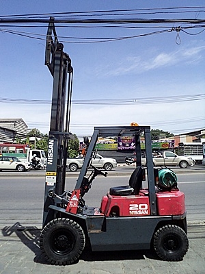 ขายรถยกนิสสัน 2 ตัน เครื่องเบนซิน เกียร์ออโต้ (2 ระบบ น้ำมัน-แก๊สนอก) กระบอกคู่ เสาสูง 3 เมตร ยางตันใหม่ พวงมาลัยเพาเว่อร์ สีเดิมจากนอก นำเข้าจากญี่ปุ่น ใช้งานได้ทันที ขายรถยกนิสสัน 2 ตัน เครื่องเบนซิน เกียร์ออโต้ (2 ระบบ น้ำมัน-แก๊สนอก) กระบอกคู่ เสาสูง 3 เมตร ยางตันใหม่ พวงมาลัยเพาเว่อร์ สีเดิมจากนอก นำเข้าจากญี่ปุ่น ใช้งานได้ทันที