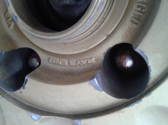 ขายล้อแม็ก+ยาง...4วงราคาเบาๆตอนนี้ใส่กะรถถ้าเอาถอดเรย ขายล้อแม็ก+ยาง...4วงราคาเบาๆตอนนี้ใส่กะรถถ้าเอาถอดเรย