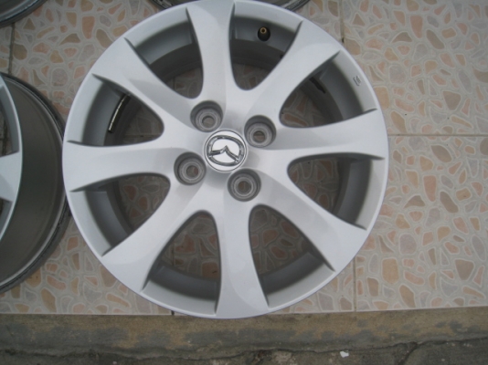 ขายล้อแม็ก Mazda2 15"x6" et45 4รู100 ล้อไม่มีรอยเบียดครับ ไม่มีซ่อม ไม่มีดุ้งครับ สนใจติดต่อเล็กคลองสามครับ (081-3747940)